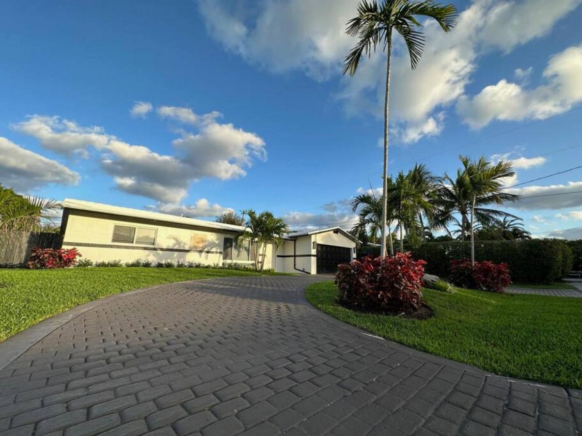 The Sun House - 3 Bed, 2 Bath, Private Pool, Fire Pit, Huge Backyard Vila Fort Lauderdale Exterior foto