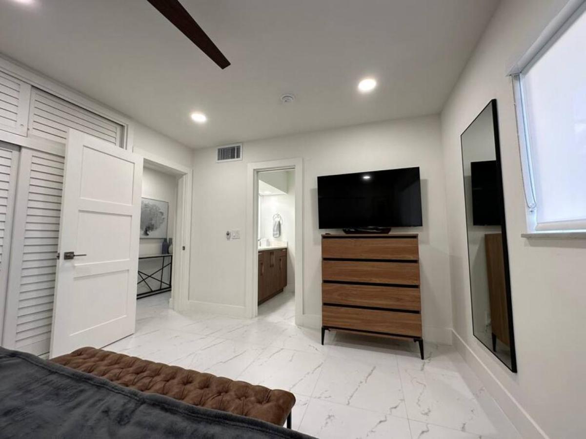 The Sun House - 3 Bed, 2 Bath, Private Pool, Fire Pit, Huge Backyard Vila Fort Lauderdale Exterior foto