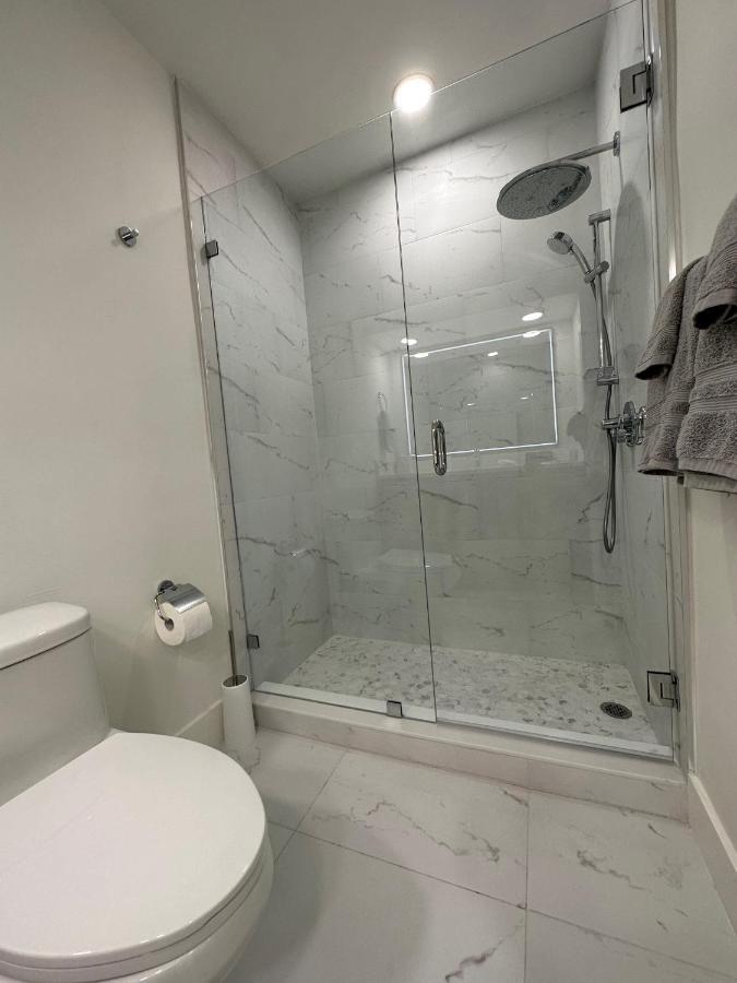 The Sun House - 3 Bed, 2 Bath, Private Pool, Fire Pit, Huge Backyard Vila Fort Lauderdale Exterior foto