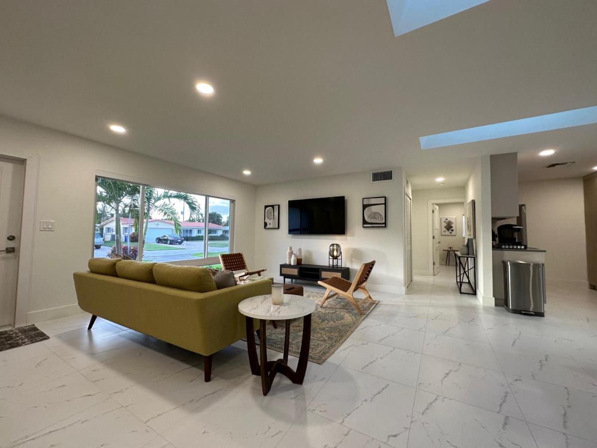 The Sun House - 3 Bed, 2 Bath, Private Pool, Fire Pit, Huge Backyard Vila Fort Lauderdale Exterior foto
