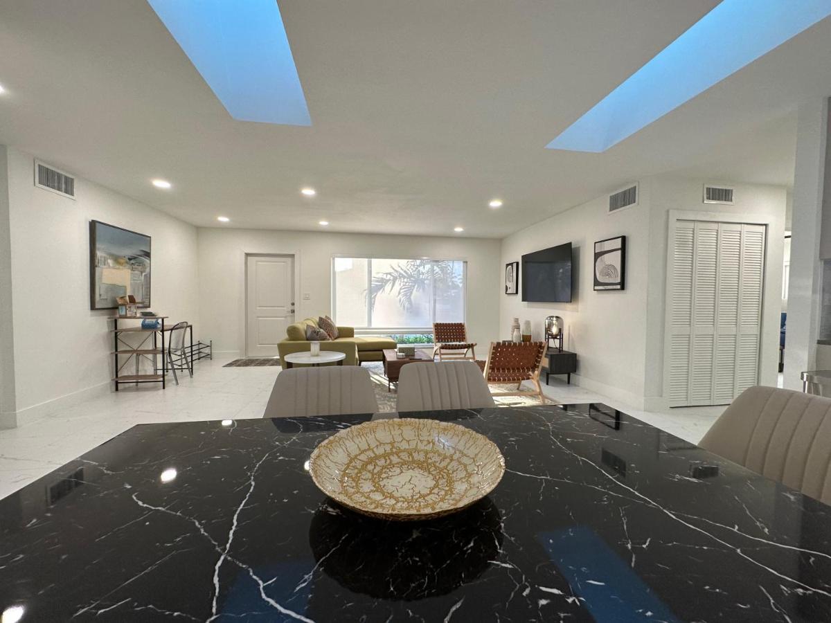 The Sun House - 3 Bed, 2 Bath, Private Pool, Fire Pit, Huge Backyard Vila Fort Lauderdale Exterior foto