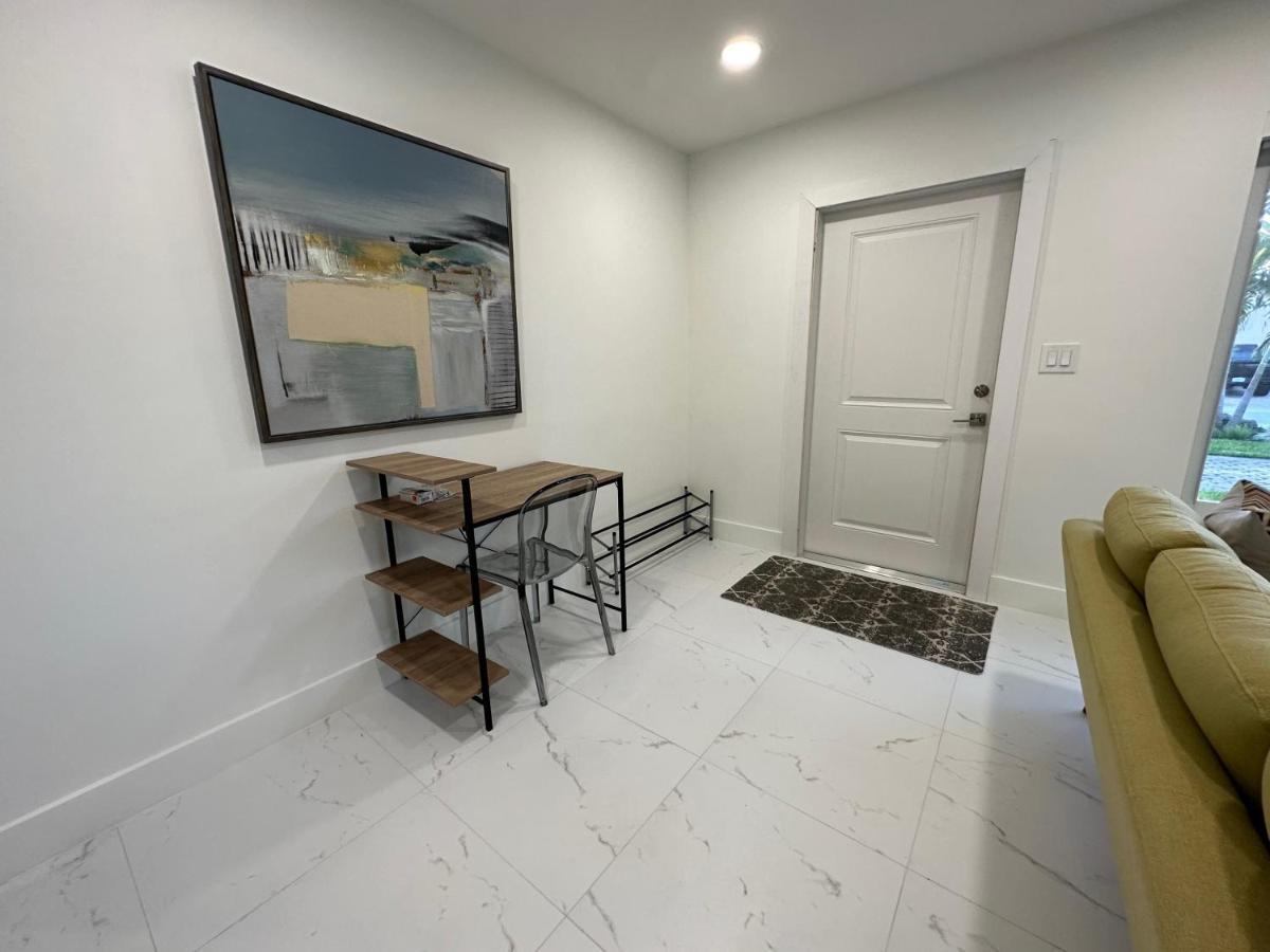 The Sun House - 3 Bed, 2 Bath, Private Pool, Fire Pit, Huge Backyard Vila Fort Lauderdale Exterior foto